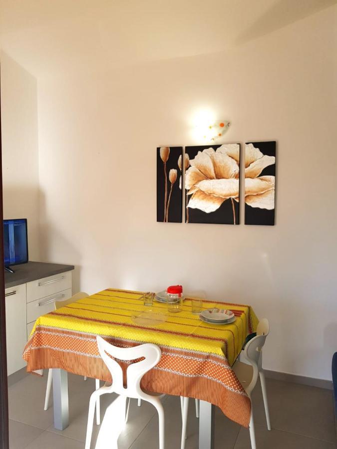 Ferienwohnung Borgo San Giorgio Àrbatax Exterior foto